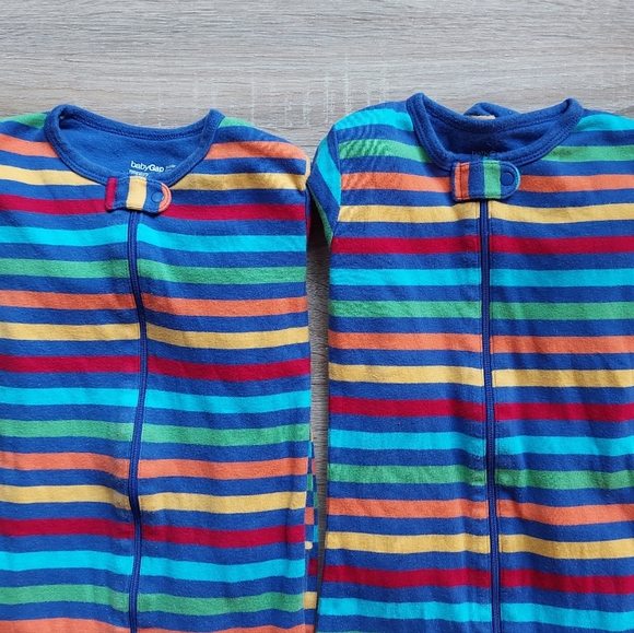 Gap vguc striped footed pajamas size 4 & 5 - Picture 8 of 16